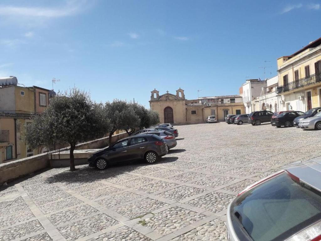 La Casa Re Basuli Villa Noto Exterior photo